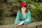 Cassandra UK 's Pic 3 of Issue 656
